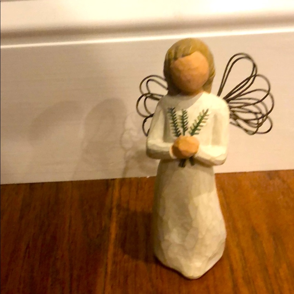 Willow Tree Angel of Remembrance ornament